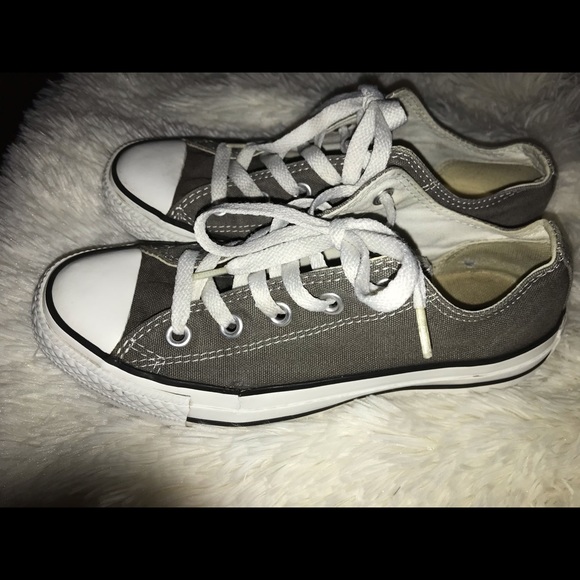 Women’s grey Converse sneakers size 6 - Picture 2 of 6